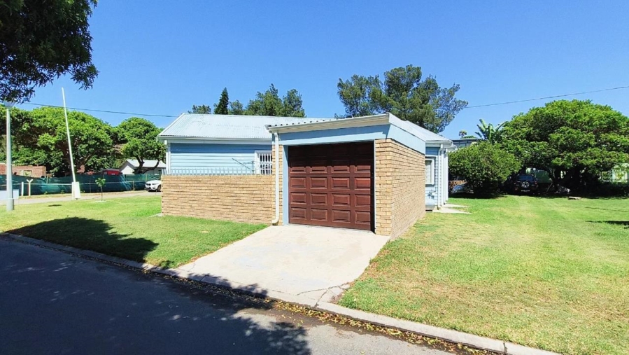 4 Bedroom Property for Sale in Hartenbos Central Western Cape